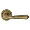 Дверная ручка на круглом основании Venezia \"VIGNOLE\" D3 матовая бронза