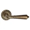 Дверная ручка на круглом основании Venezia \"VIGNOLE\" D2 матовая бронза