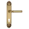 Дверная ручка Venezia \"MOSCA\" CYL на планке PL87 французское золото