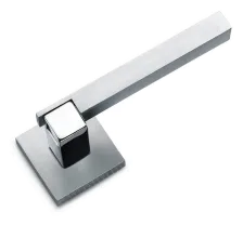 Дверная ручка на квадратной розетке Sicma Katay 127.CC.18 RQ полированный хром/матовый хром