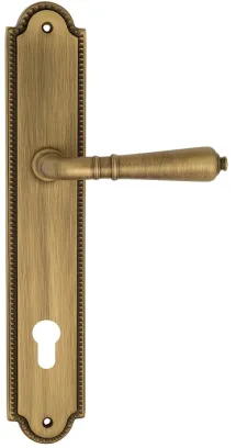 Дверная ручка Venezia \"VIGNOLE\" CYL на планке PL98 матовая бронза