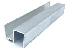 Нижняя направляющая Щ-образная 1 м паз 13 мм