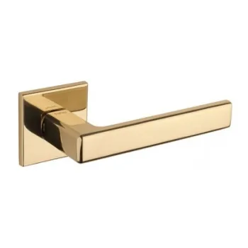 Дверная ручка Tupai на квадратном основании 3095 Q 5S-01 золото