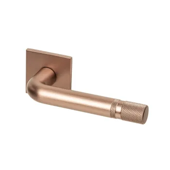 Дверная ручка на квадратном основании Armadillo K.YM.CANNOLI AC-9 медь