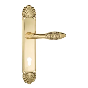 Дверная ручка Venezia \"CASANOVA\" CYL на планке PL87 полированная латунь