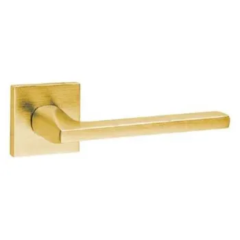 Дверная ручка на квадратном основании Adele 1239/213 F020 матовая латунь