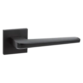 Дверная ручка на квадратном основании Ajax K.JS51.FAME (FAME JS) BL-24 черный