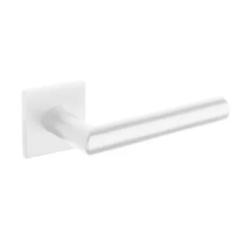 Дверная ручка Tupai на квадратном основании 4002 Q 5S-152 белый