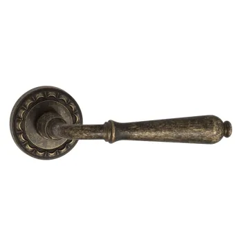 Дверная ручка на круглом основании Venezia \"CLASSIC\" D2 античная бронза