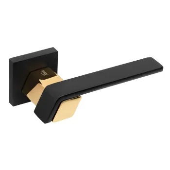 Дверная ручка на квадратном основании FANTOM \"Симона\" MB/Gold черный/золото