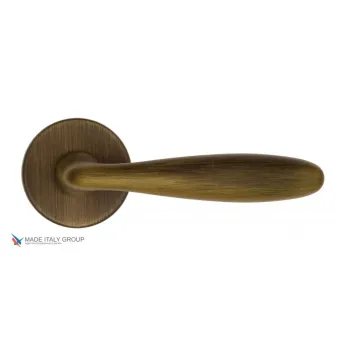 Дверная ручка на круглом основании Fratelli Cattini \"DROP\" 7-BY матовая бронза