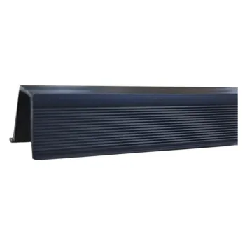 ART 121-N Пластиковый профиль, направляющая для флажка черный  3 м.