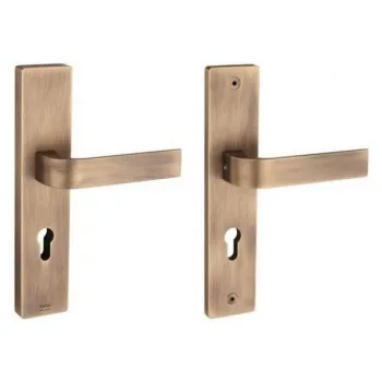 Дверная ручка Tupai на планке 3215-77 патина античная матовая