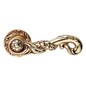  Дверная ручка на круглой розетке Linea Cali POESIA 1395/113 OF золото французское