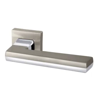 Дверная ручка на квадратном основании Armadillo K.USQ52.GROOVE (GROOVE USQ5) SN/СР-3 мат.никель/хром