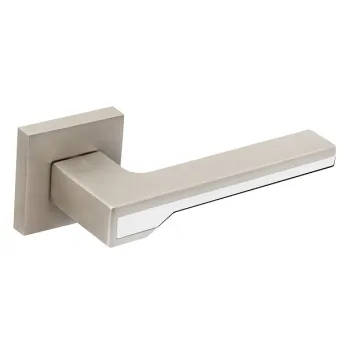 Дверная ручка на квадратном основании FANTOM \"Адель\" MSN/CP никель/хром