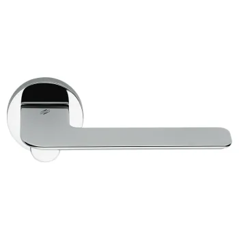 Дверная ручка на круглом основании Colombo Slim хром