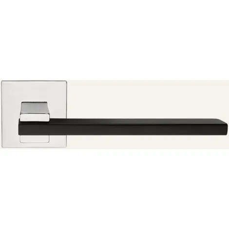 Дверная ручка на квадратном основании Linea Cali SLIM 1110/019 CE  хром глянцевый/черный матовый