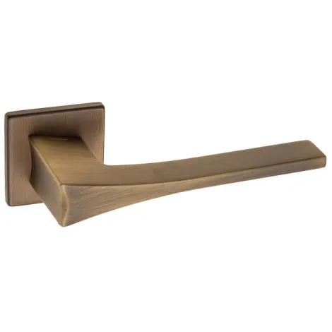 Дверная ручка на квадратном основании Fratelli Cattini \"OSSIS\" 8FS-BY матовая бронза