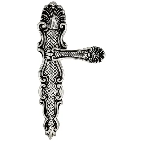 Дверная ручка Venezia \"FENICE\" на планке PL92 натуральное серебро + черный