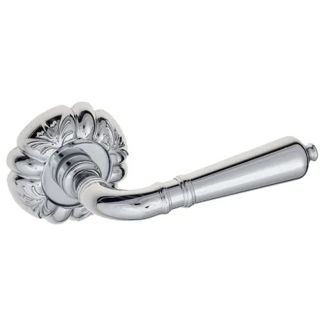 Дверная ручка на круглом основании Venezia \"VIGNOLE\" D5 полированный хром
