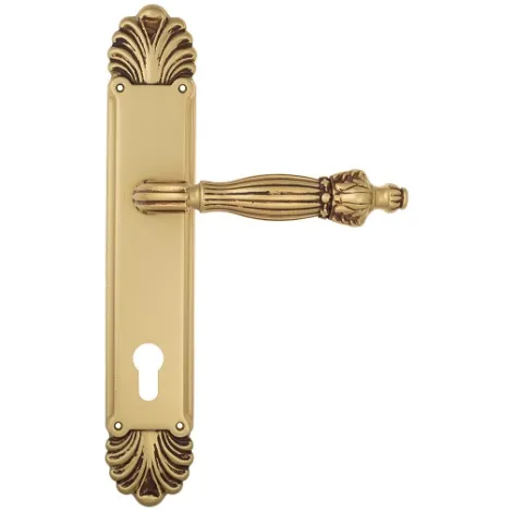 Дверная ручка Venezia \"OLIMPO\" CYL на планке PL87 французское золото + коричневый