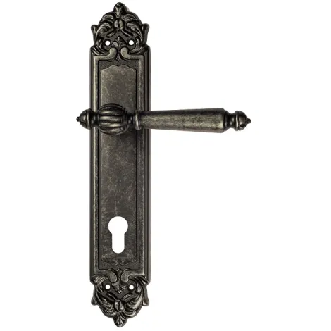 Дверная ручка Venezia \"PELLESTRINA\" CYL на планке PL96 античное серебро