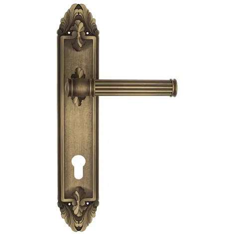 Дверная ручка Venezia \"IMPERO\" CYL на планке PL90 матовая бронза