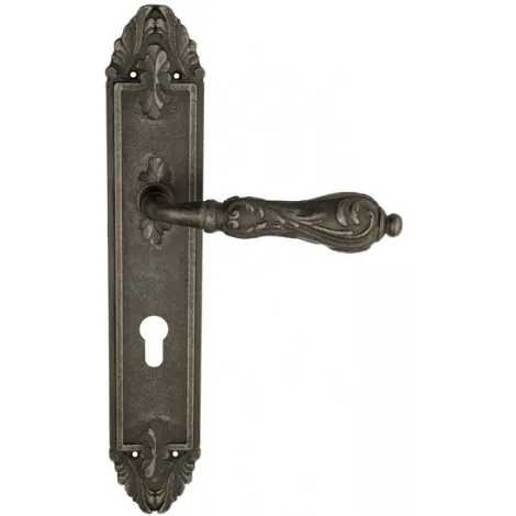 Дверная ручка Venezia \"MONTE CRISTO\" CYL на планке PL90 античное серебро