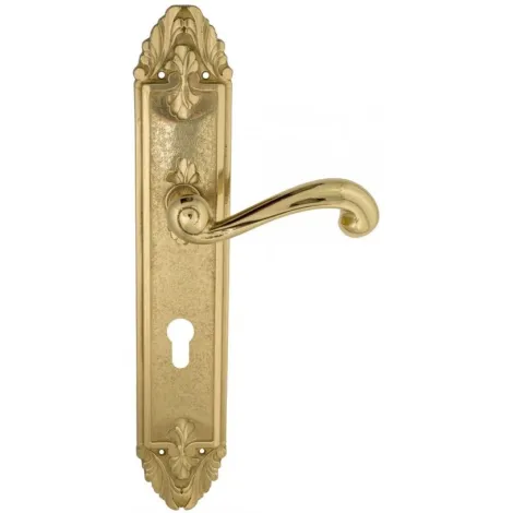 Дверная ручка Venezia \"CARNEVALE\" CYL на планке PL90 полированная латунь