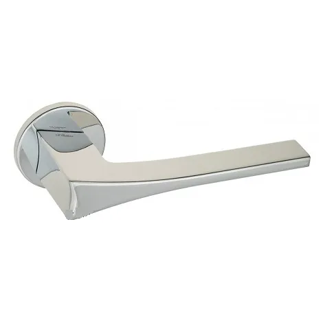 Дверная ручка на круглом основании Fratelli Cattini \"OSSIS\" 7FS-CR полированный хром