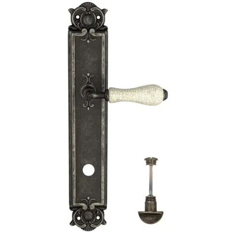 Дверная ручка Venezia \"COLOSSEO\" белая керамика паутинка WC-2 на планке PL97 античное серебро