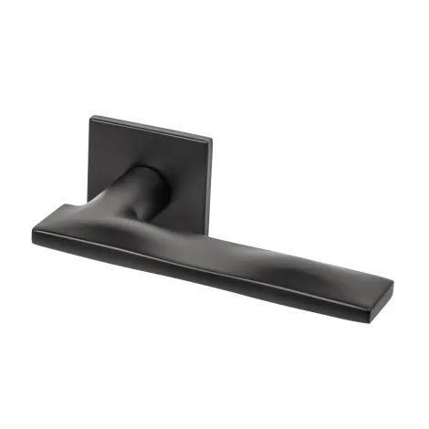 Дверная ручка на квадратном основании Armadillo K.YM.BANOFFE BL-26 черный