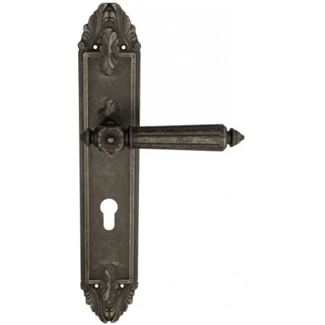 Дверная ручка Venezia \"CASTELLO\" CYL на планке PL90 античное серебро