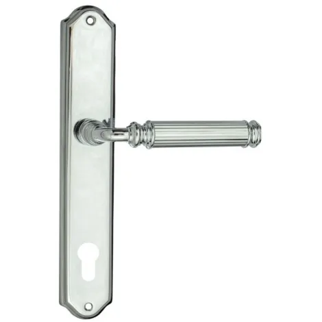 Дверная ручка Venezia \"MOSCA\" CYL на планке PL02 полированный хром