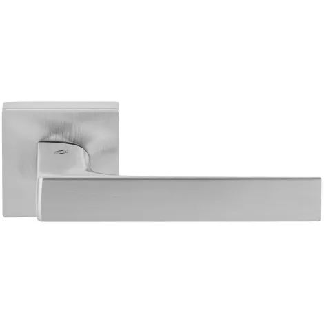 Дверная ручка на квадратном основании Colombo Robocingue S матовый хром