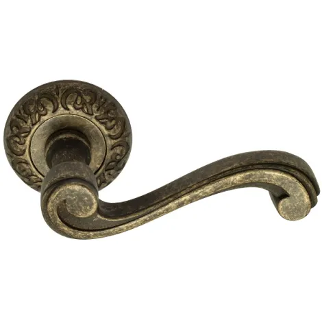 Дверная ручка на круглом основании Venezia \"VIVALDI\" D4 античная бронза