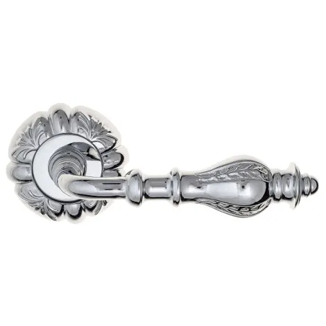 Дверная ручка на круглом основании Venezia \"GIFESTION\" D5 полированный хром