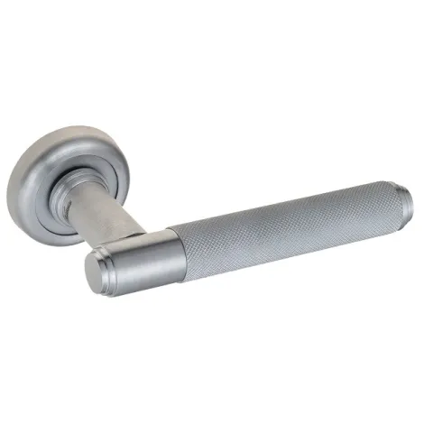 Дверная ручка на круглом основании Venezia \"EXA ZIG\" D1 матовый хром