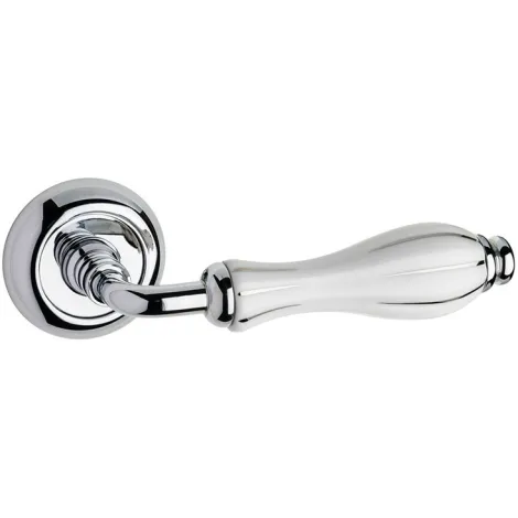 Дверная ручка на круглом основании Fimet Lady 148/231 F04 полированный хром