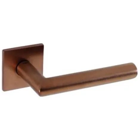 Дверная ручка Tupai на квадратном основании 4002 Q 5S-160 матовая медь