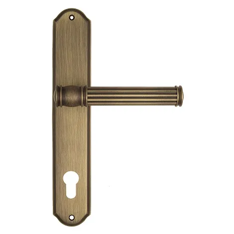 Дверная ручка Venezia \"IMPERO\" CYL на планке PL02 матовая бронза