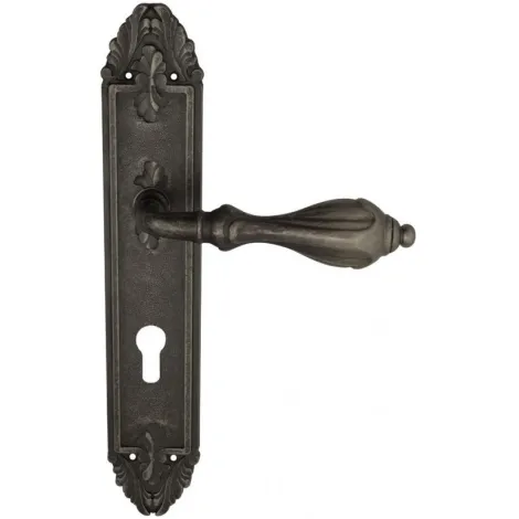 Дверная ручка Venezia \"ANAFESTO\" CYL на планке PL90 античное серебро