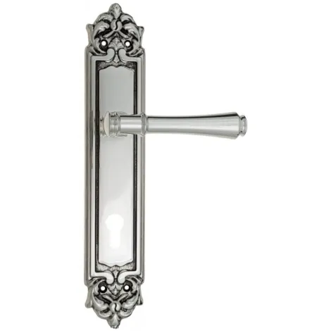 Дверная ручка Venezia \"CALLISTO\" CYL на планке PL96 натуральное серебро + черный