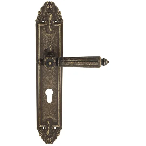 Дверная ручка Venezia \"CASTELLO\" CYL на планке PL90 античная бронза