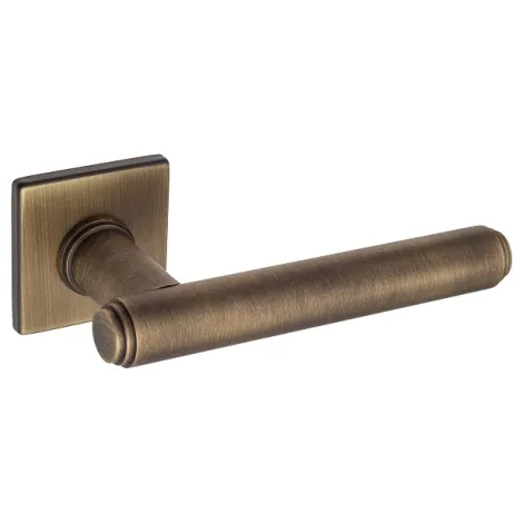 Дверная ручка на квадратном основании Venezia \"Exa\" FSS матовая бронза