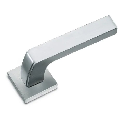 Дверная ручка на квадратной розетке Sicma Milano 111.CS.18 RQ матовый хром