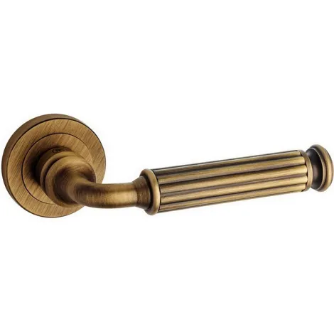 Дверная ручка на круглом основании Pasini Meteor 3231 античная бронза