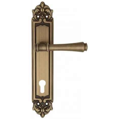 Дверная ручка Venezia \"CALLISTO\" CYL на планке PL96 матовая бронза