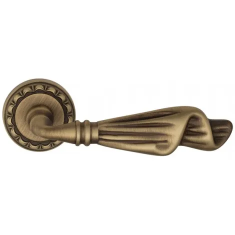 Дверная ручка на круглом основании Venezia \"OPERA\" D2 матовая бронза